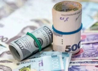Гривня продовжує девальвувати: НБУ встановив офіційний курс долара та євро на 13 жовтня