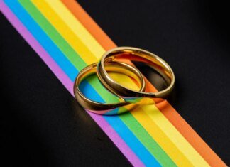 Верховний суд США відмовився переглядати рішення про легалізацію одностатевих шлюбів