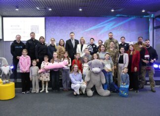 МВС презентувало аудіокнигу для дітей "Голоси дитинства"