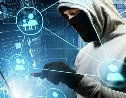 Викуповувала товари заради «заробітку з відсотками»: 28-річна чернігівка втратила 73 тис грн