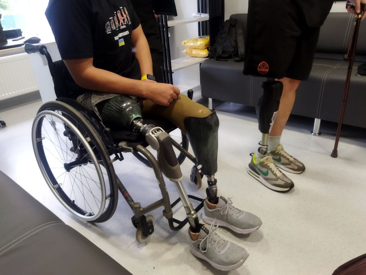 Кабмин запустил пилотный проект персональной поддержки ветеранов после реабилитации