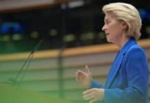 ЕС выделил Украине 6 млрд евро и назвал три варианта продолжения финансирования