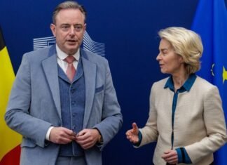 Politico: В ЕС обвинили Бельгию, что она удерживает замороженные активы РФ ради налога