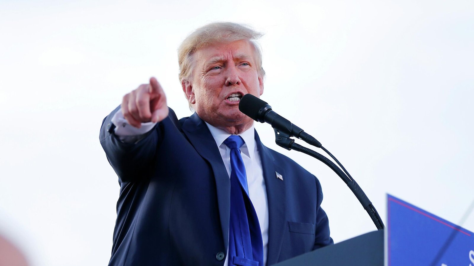 «Будет быстро, жестоко и сладко»: Трамп пригрозил вторжением США в Нигерию