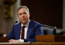 «Потерпит неизбежное поражение»: Дрисколл в Киеве объявил, что без соглашения ситуация для Украины ухудшится, — СМИ