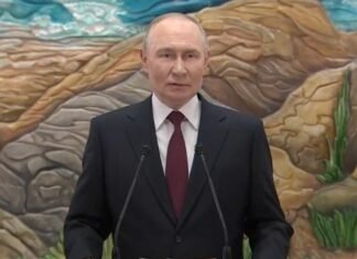 Путин пообещал мир в обмен на Донбасс и ненападение на Европу: первая реакция на план США (видео)