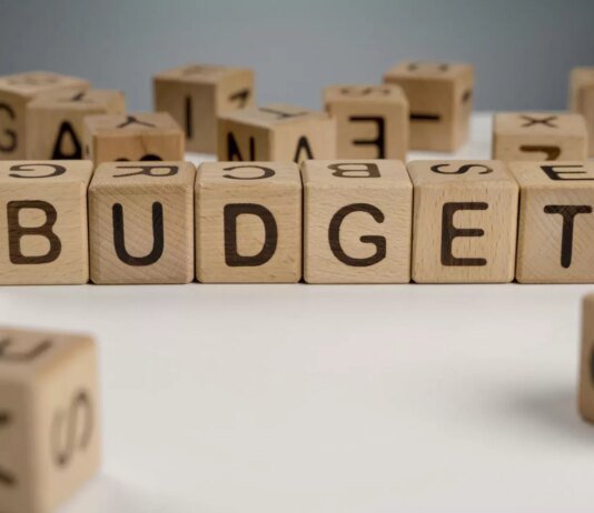 Публічно схвалили «непублічне»: виконком вніс зміни до бюджету Чернігова