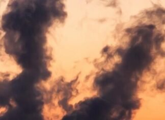 «Вибух був шалений»: росія вдарила керованою авіабомбою по Корюківській громаді на Чернігівщині