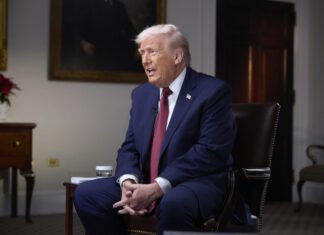 Надо говорить с жителями острова: посланник Трампа сделал заявление по Гренландии