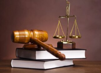 День працівників прокуратури України, Всесвітній день боротьби зі СНІДом та День "Вдягни сукню": що ще відзначають 1 грудня