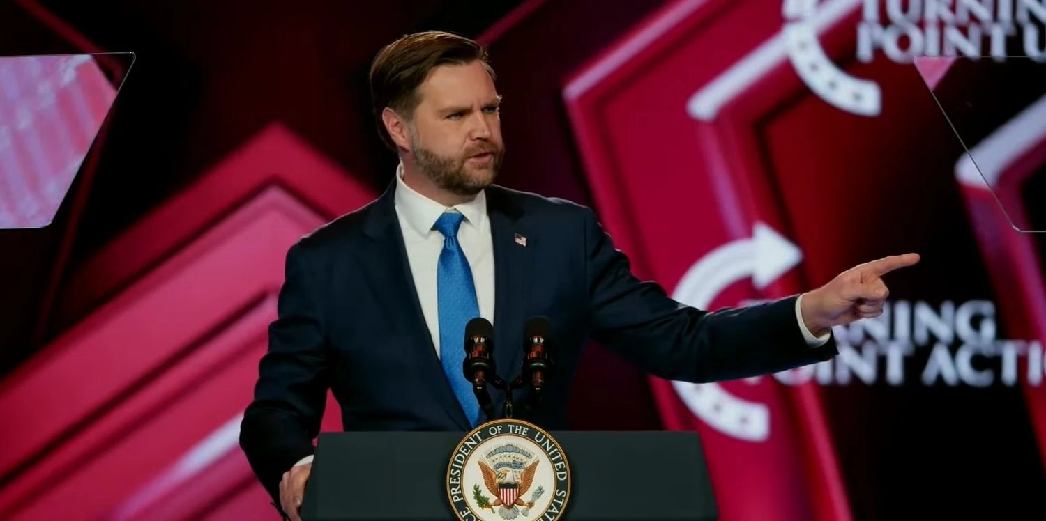 "Шанувати батьків, а не відправляти гроші в Україну": Венс назвав пріоритети адміністрації Трампа