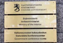 Фінляндія радикально посилює правила отримання постійної посвідки на проживання з 2026 року