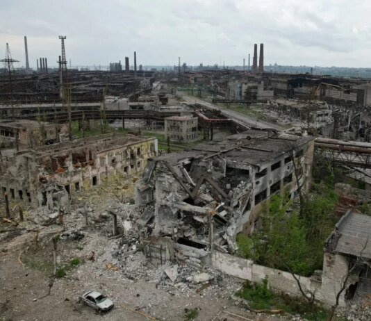 "Місця військової слави" на руїнах: рф планує розвивати "воєнний туризм" на зруйнованому Донбасі