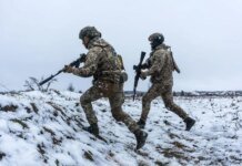 Українські захисники зупинили механізований штурм росіян поблизу Добропілля