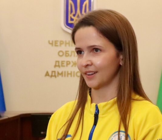Президент України призначив стипендії спортсменці та тренеру з Чернігова