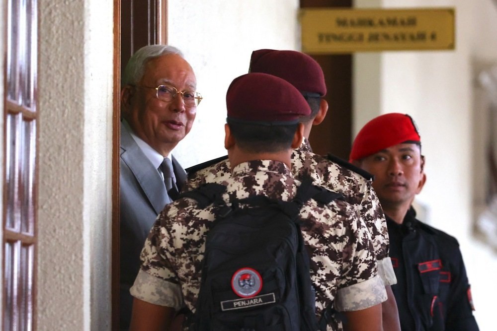 Дело 1MDB. Бывший премьер Малайзии получил 15 лет за отмывание денег