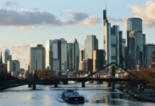 ИИ поставит под угрозу 200 000 рабочих мест в европейских банках к 2030 году – прогноз