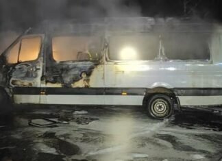 У Мені на Чернігівщині спалахнув маршрутний автобус з пасажирами