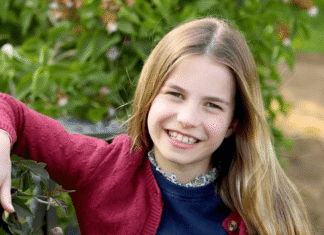 Принцессу Шарлотту готовят к важной роли: Кейт была против