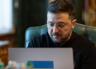 Украинская делегация поедет в США после американо-российских контактов на выходных или чуть позже — Зеленский