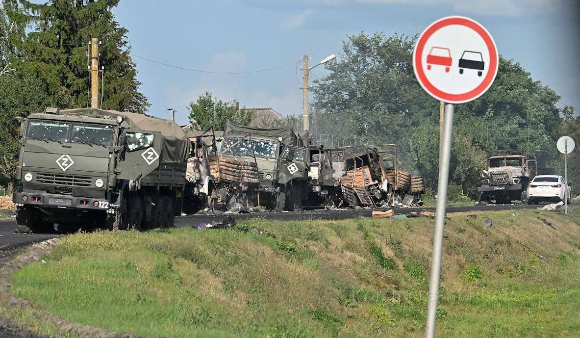 6 танков и квадроциклы: «азовцы» уничтожили механизированную колонну ВС РФ, которая штурмовала Доброполье (видео)