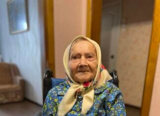 Має велику родину та вчить вірші, щоб тренувати пам’ять: на Чернігівщині живе 100-річна бабуся
