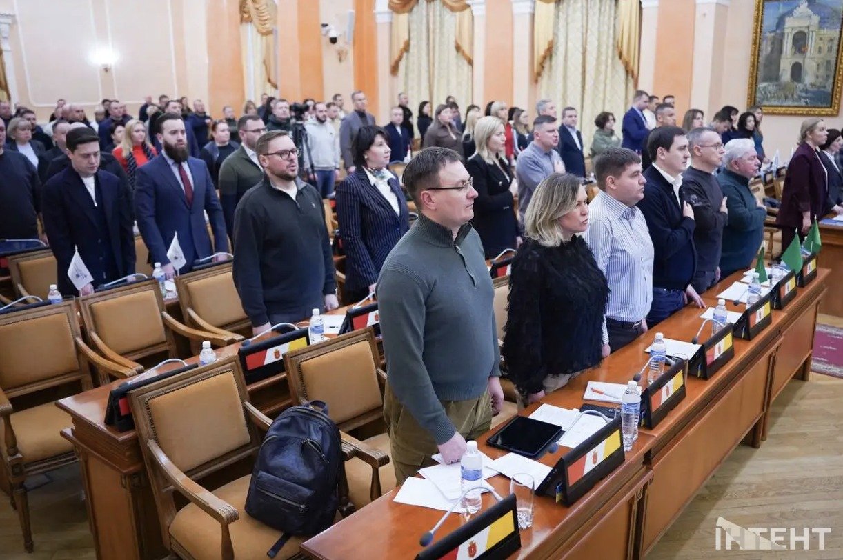 Одежда и аксессуары по цене квартир: журналисты подсчитали стоимость луков одесских депутатов