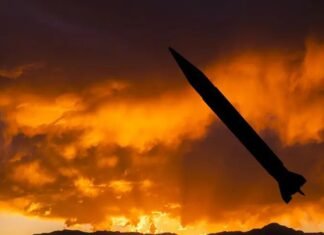 ВС РФ атакуют Украину дронами и «Калибрами»: для удара в Черное море вывели два ракетоносителя