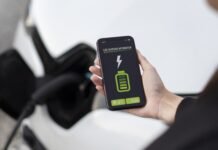 Прорыв в сфере аккумуляторов: новая технологий изменит электромобили навсегда