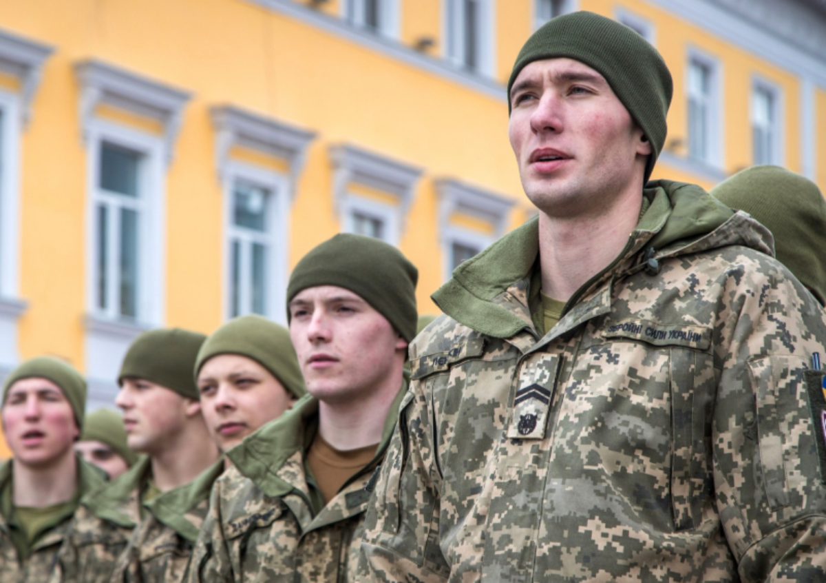 Когда мужчину в Украине могут мобилизовать до 25 лет: юристы озвучили основания