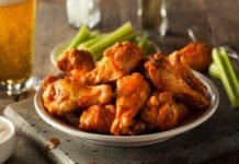 Суботній рецепт: крильця в хрумкій паніровці