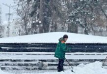 Залучено понад 70 осіб: чернігівські комунальники долають наслідки негоди