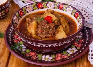 Суботній рецепт: ароматний бограч у казані