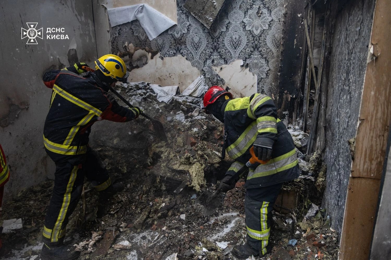 У Києві завершили роботи з ліквідації наслідків ворожого обстрілу