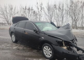 Виїзд на зустрічну смугу і смертельна аварія: мера Вознесенська затримали після ДТП