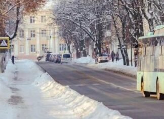 Чернігівцям пояснили, чому взимку можуть збільшуватися інтервали руху громадського транспорту