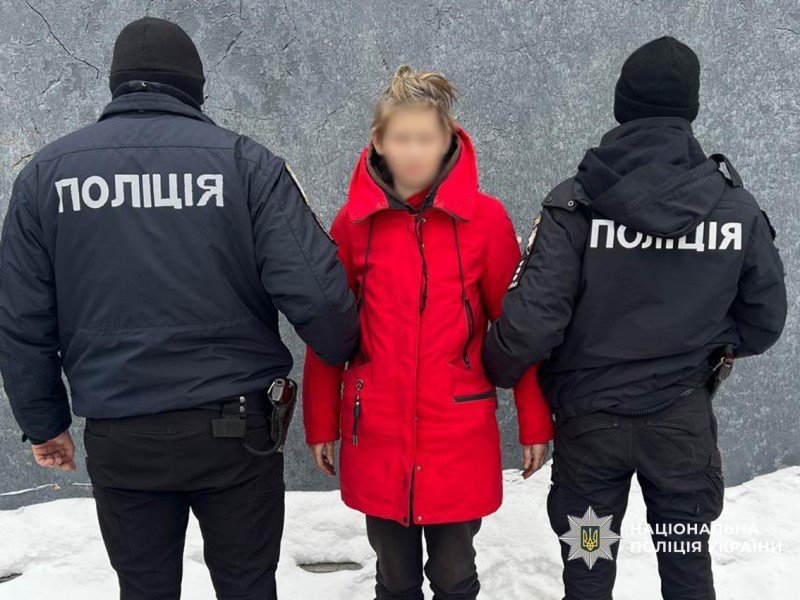 На Чернігівщині жінка облила бензином та підпалила власну бабусю