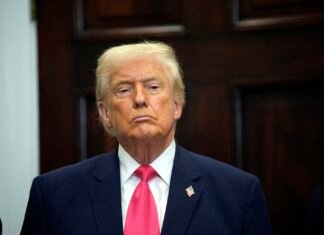 Трамп подал в суд на налоговую службу: требует $10 млрд компенсации за утечку данных деклараций