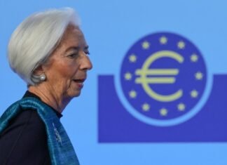 Financial Times: Зарплата Кристин Лагард на 50% выше, чем обнародовал ЕЦБ