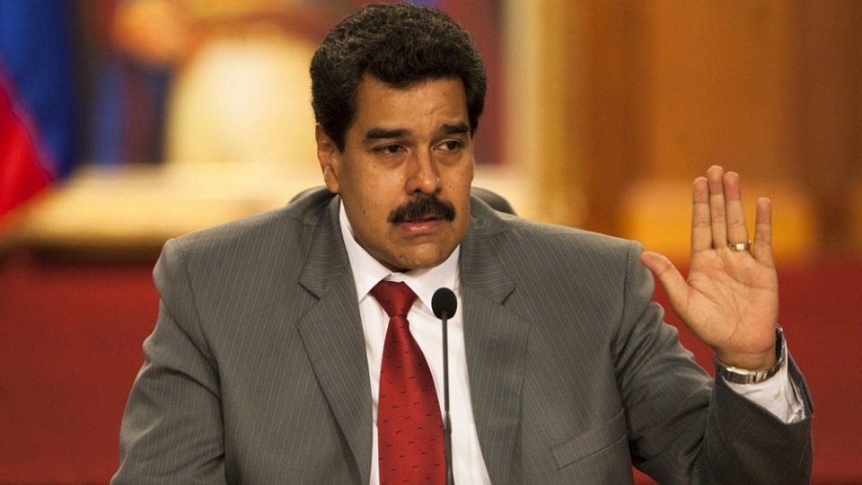 Швейцария заблокировала активы Мадуро и лиц из его окружения
