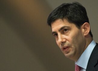 Трамп номинировал Кевина Уорша на должность главы Федрезерва