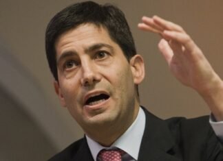 Назначение Трампом главы ФРС обвалило цены на золото и серебро. Медь тоже не удержалась