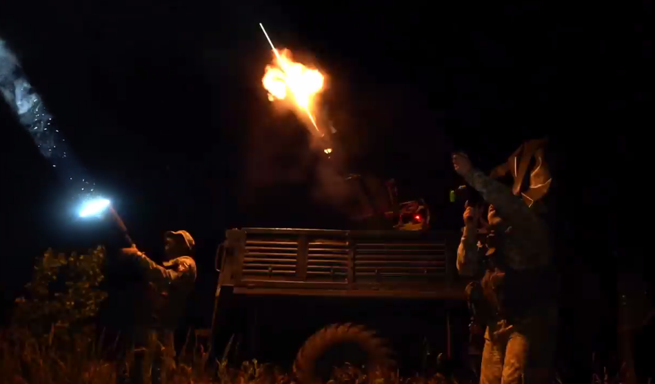 В Одессе прогремела серия взрывов: ВС РФ массированно атаковали город «Шахедами», начался пожар на территории монастыря