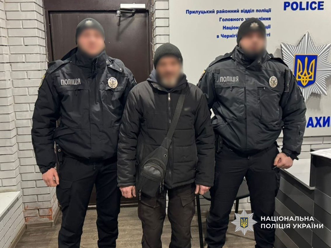 Автомат із глушником, граната і 800 набоїв: у Прилуках затримали місцевого жителя