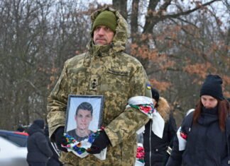 Прослужив 23 дні: на Чернігівщині попрощалися зі старшим солдатом