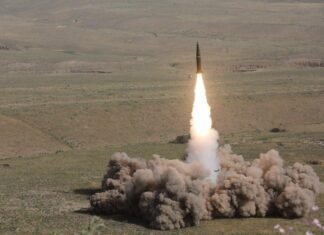 Атака по Украине: Россия использовала новую баллистику, половина Киева без отопления, детали (видео)