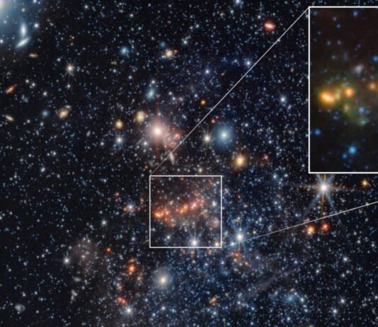 Странную пыль нашли в космосе: она витает в 4 млн световых лет от нас (фото)