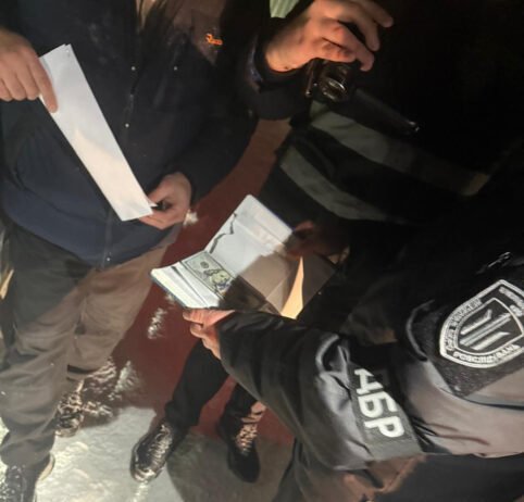 На Чернігівщині посадовець ТЦК за хабарі впливав на рішення ВЛК (Відео)