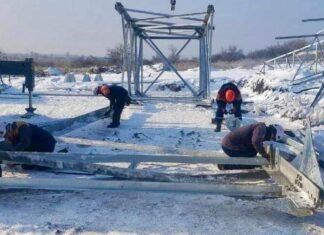 Щодня до 90 бригад енергетиків борються за світло в кожній оселі Чернігівщини, – Чаус