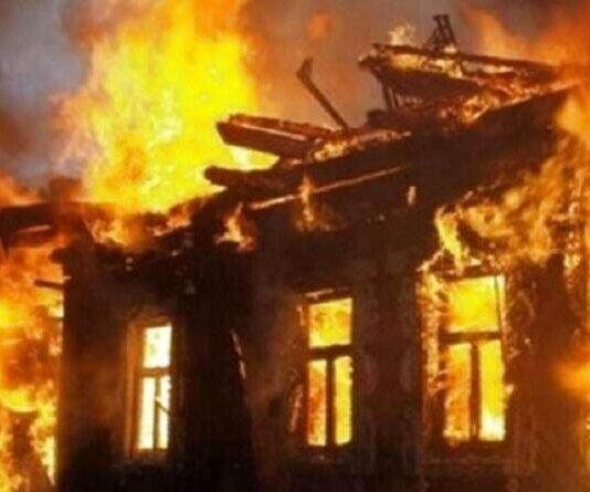 У Прилуках та Носівці на Чернігівщині вночі горіли житлові будинки: загинуло двоє чоловіків